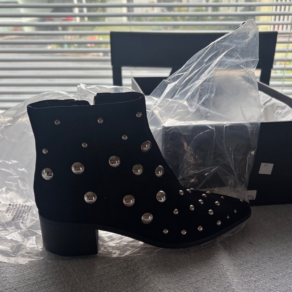 Kenneth Cole New York Black Ankle Boots with Silver Studs